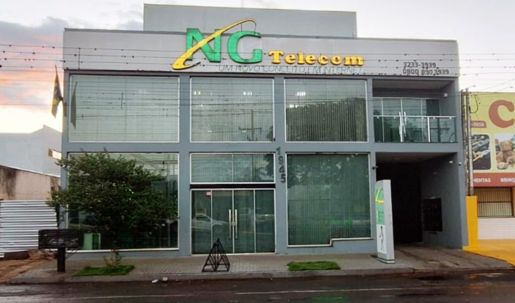 Fachada da loja NG Telecom na Av. Amazonas, 1945, Mandaguari